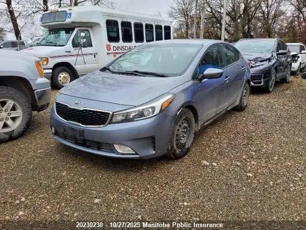 3KPFL4A76HE133904 2017 KIA FORTE - Image 2