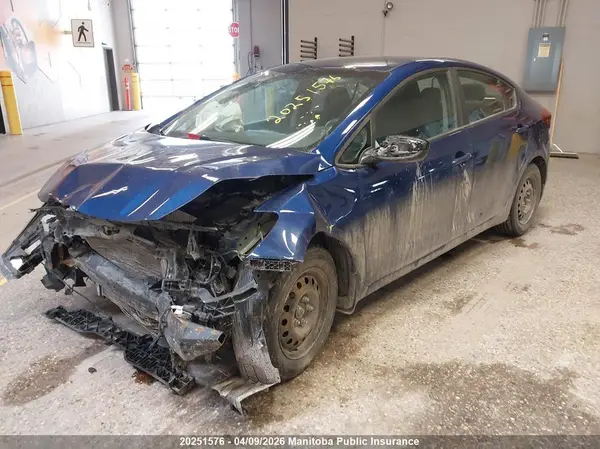 3KPFL4A76HE144871 2017 KIA FORTE - Image 2