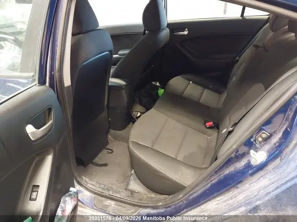 3KPFL4A76HE144871 2017 KIA FORTE - Image 8