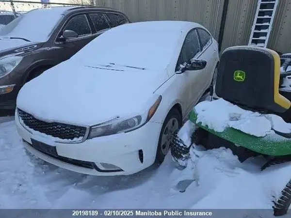 3KPFL4A76HE145101 2017 KIA FORTE - Image 1