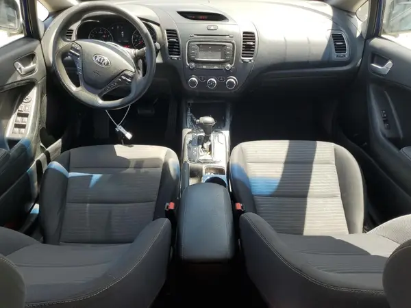 3KPFL4A76HE148449 2017 KIA FORTE - Image 8
