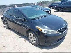3KPFL4A76JE165662 2018 KIA FORTE