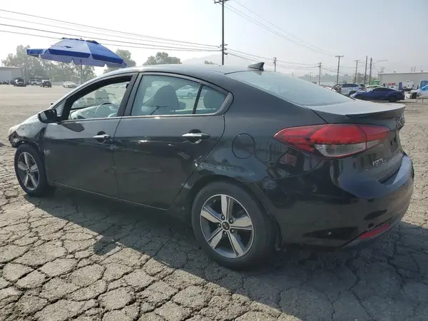 3KPFL4A76JE174412 2018 KIA FORTE - Image 2