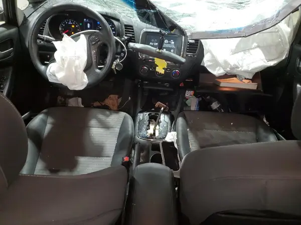 3KPFL4A76JE181974 2018 KIA FORTE - Image 8