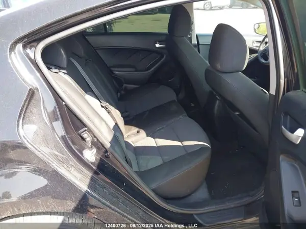 3KPFL4A76JE188746 2018 KIA FORTE - Image 8