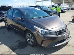 3KPFL4A76JE201916 2018 KIA FORTE