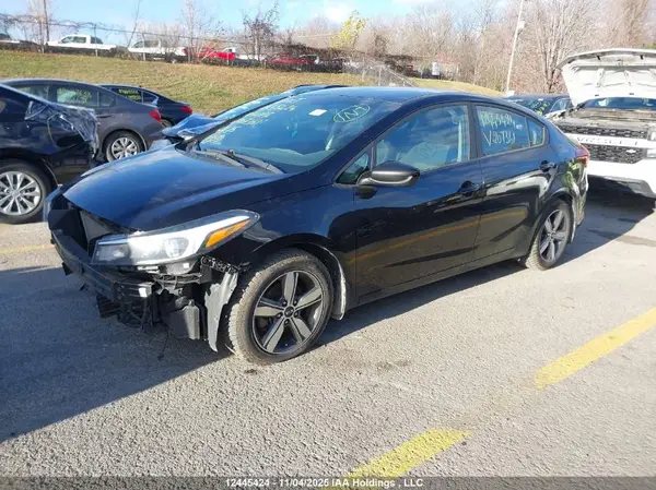 3KPFL4A76JE207361 2018 KIA FORTE - Image 2