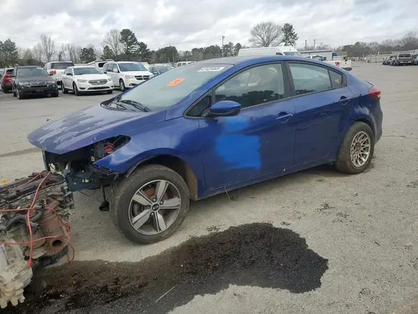3KPFL4A76JE216156 2018 KIA FORTE - Image 1