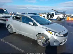 3KPFL4A76JE240702 2018 KIA FORTE