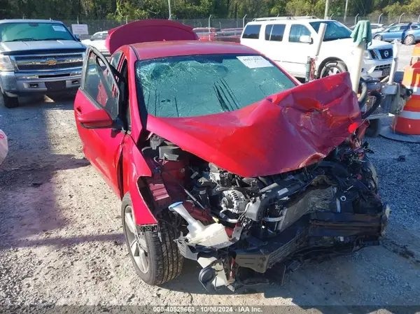 3KPFL4A76JE275305 2018 KIA FORTE - Image 1