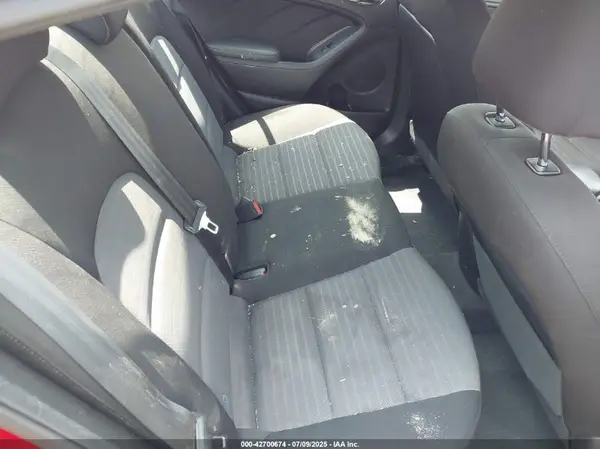 3KPFL4A76JE276440 2018 KIA FORTE - Image 8