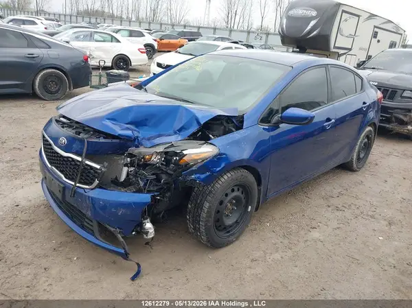 3KPFL4A76JE277362 2018 KIA FORTE - Image 2