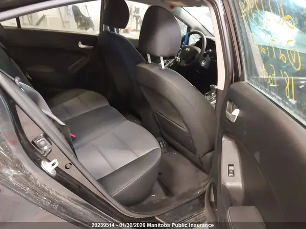 3KPFL4A76JE279287 2018 KIA FORTE - Image 8