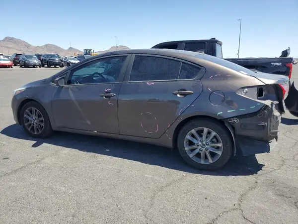 3KPFL4A77HE014565 2017 KIA FORTE - Image 2