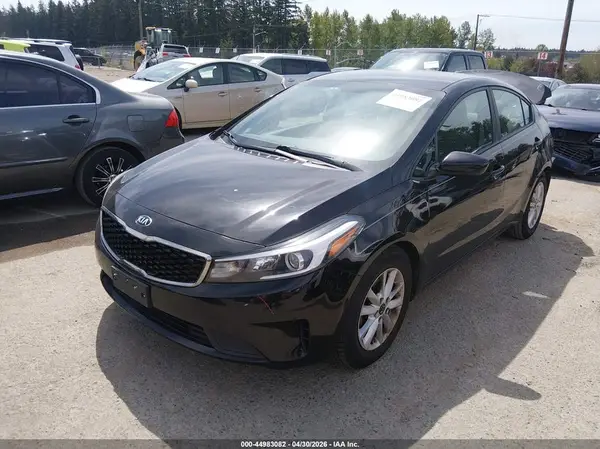 3KPFL4A77HE018311 2017 KIA FORTE - Image 2