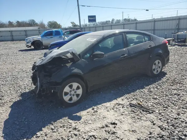 3KPFL4A77HE023251 2017 KIA FORTE - Image 1