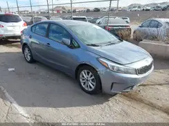 3KPFL4A77HE031365 2017 KIA FORTE