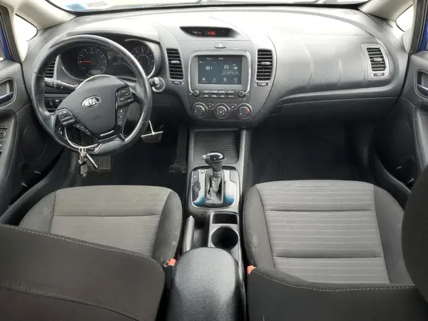 3KPFL4A77HE038333 2017 KIA FORTE - Image 8