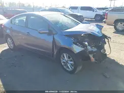 3KPFL4A77HE039966 2017 KIA FORTE