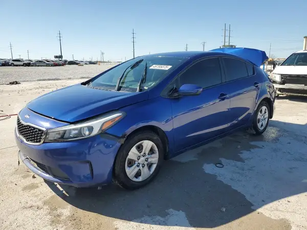 3KPFL4A77HE042317 2017 KIA FORTE - Image 1