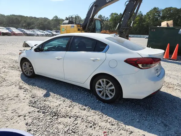 3KPFL4A77HE051051 2017 KIA FORTE - Image 2