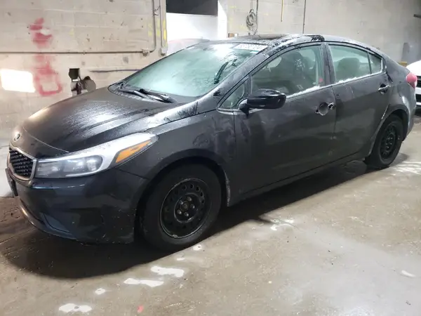 3KPFL4A77HE054256 2017 KIA FORTE - Image 1