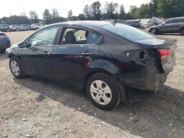 3KPFL4A77HE069176 2017 KIA FORTE - Image 2