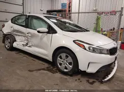 3KPFL4A77HE075706 2017 KIA FORTE