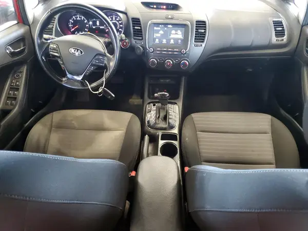 3KPFL4A77HE079125 2017 KIA FORTE - Image 8