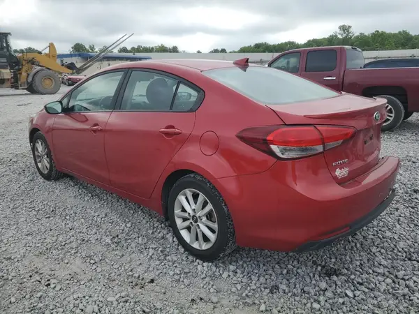 3KPFL4A77HE085183 2017 KIA FORTE - Image 2