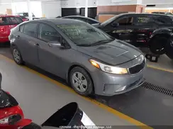 3KPFL4A77HE091775 2017 KIA FORTE