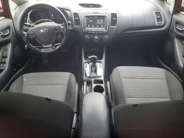 3KPFL4A77HE111801 2017 KIA FORTE - Image 8