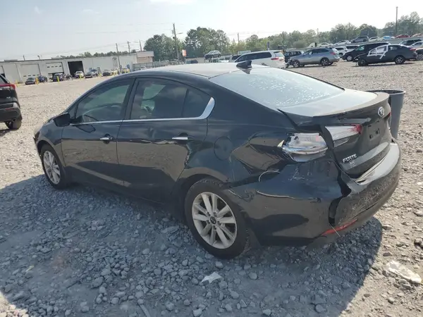 3KPFL4A77HE115606 2017 KIA FORTE - Image 2