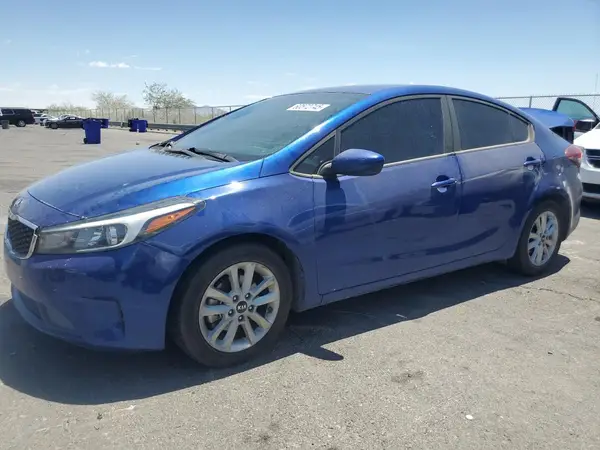 3KPFL4A77HE117307 2017 KIA FORTE - Image 1