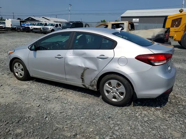 3KPFL4A77HE120675 2017 KIA FORTE - Image 2