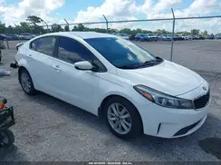 3KPFL4A77HE121020 2017 KIA FORTE