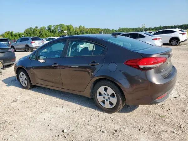 3KPFL4A77HE128694 2017 KIA FORTE - Image 2