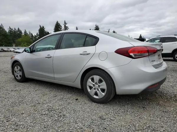 3KPFL4A77HE140330 2017 KIA FORTE - Image 2