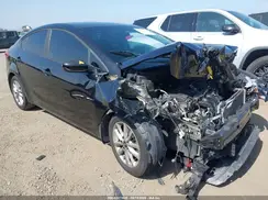 3KPFL4A77HE143986 2017 KIA FORTE