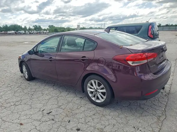 3KPFL4A77HE145897 2017 KIA FORTE - Image 2