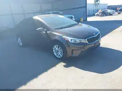 3KPFL4A77HE152963 2017 KIA FORTE