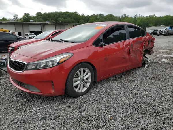 3KPFL4A77HE153854 2017 KIA FORTE - Image 1