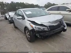 3KPFL4A77HE153899 2017 KIA FORTE