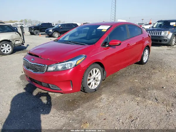 3KPFL4A77HE159654 2017 KIA FORTE - Image 2