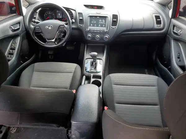 3KPFL4A77JE190909 2018 KIA FORTE - Image 8