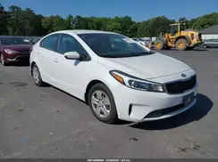 3KPFL4A77JE196015 2018 KIA FORTE