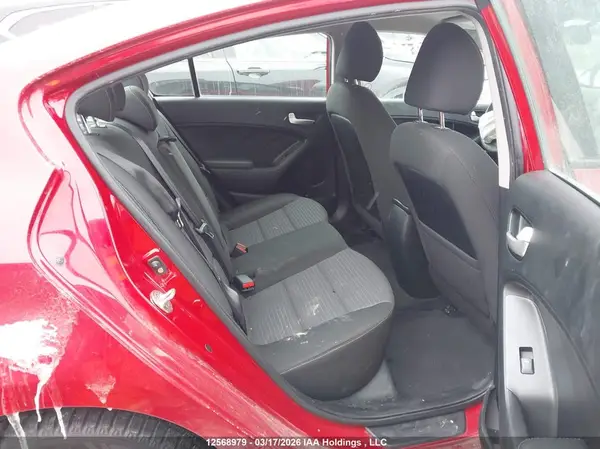 3KPFL4A77JE207143 2018 KIA FORTE - Image 8