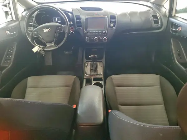 3KPFL4A77JE212018 2018 KIA FORTE - Image 8