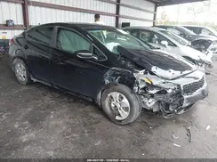 3KPFL4A77JE214366 2018 KIA FORTE