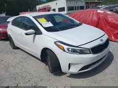 3KPFL4A77JE215761 2018 KIA FORTE